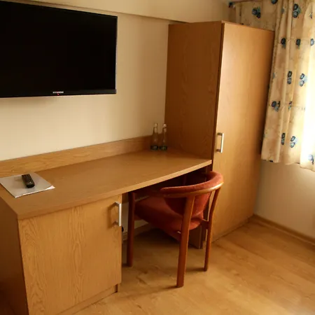 Hotel Nest 3*